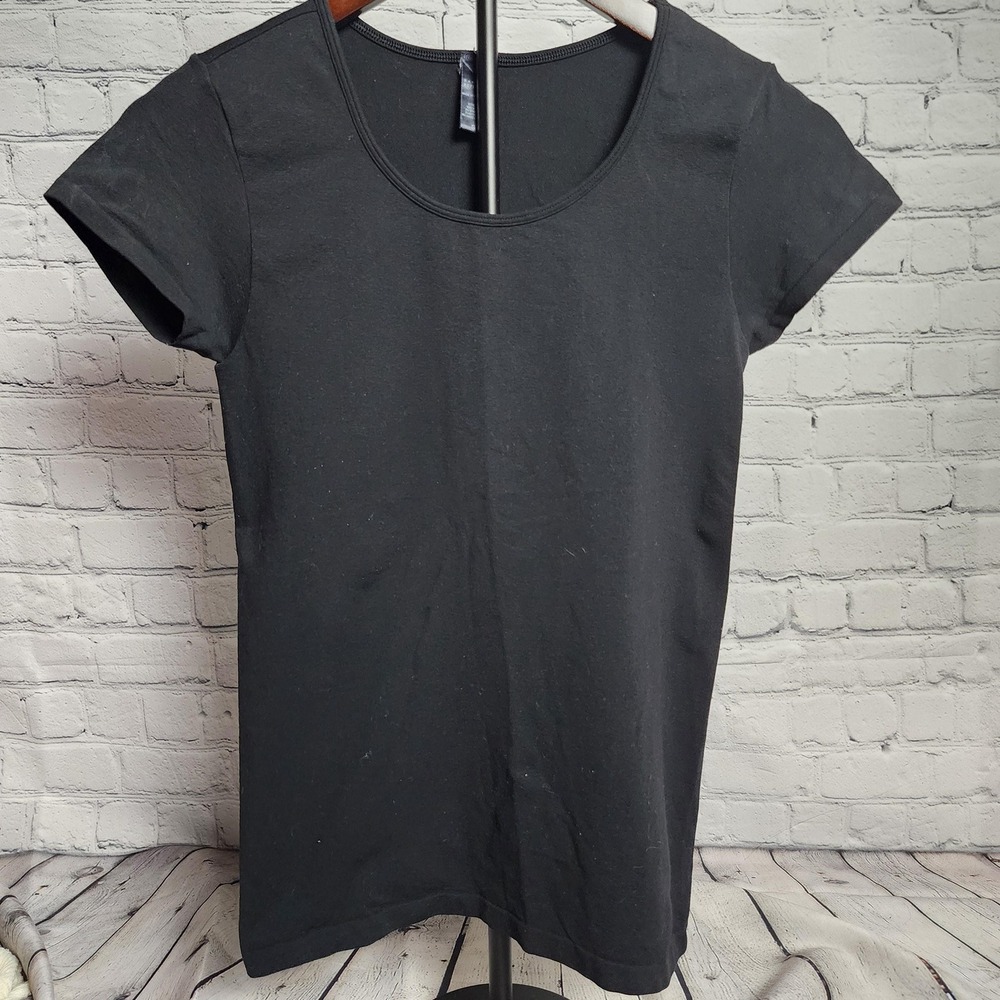 S basic black t-shirt early 2000s Banana Republic top, solid black stretchy